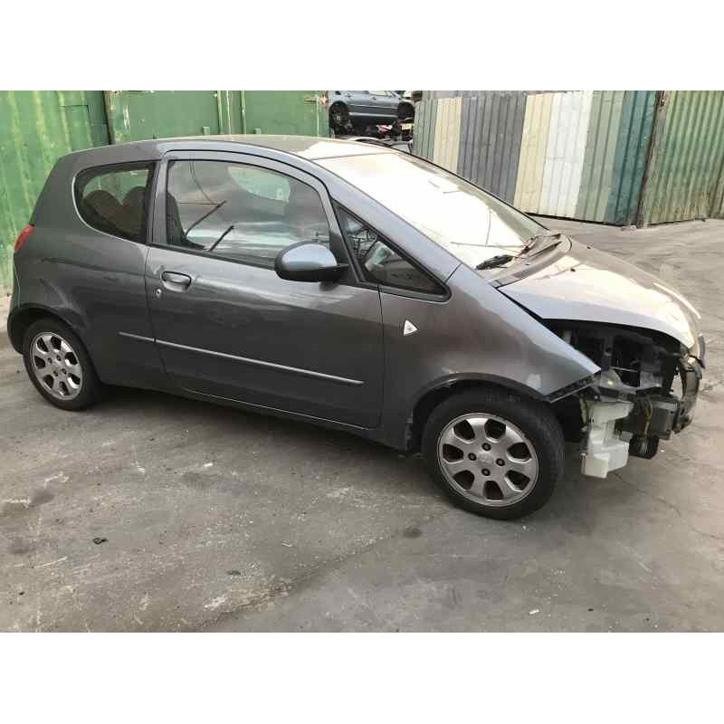 mitsubishi colt berlina 3 (cz) del año 2007