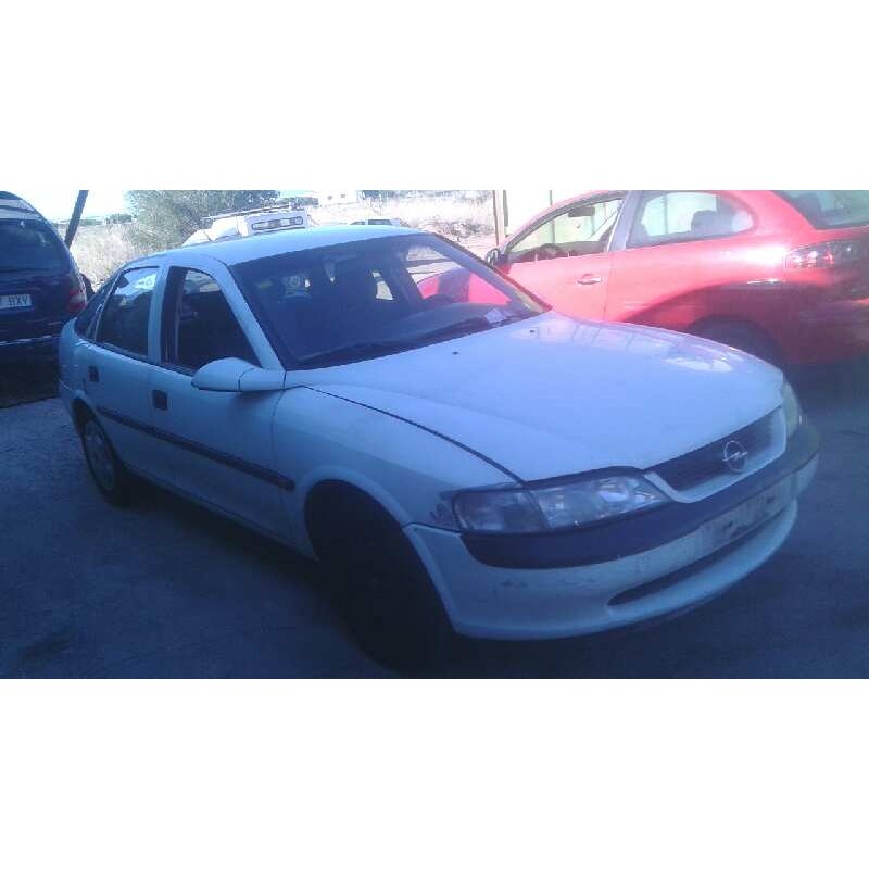opel vectra b berlina del año 1998