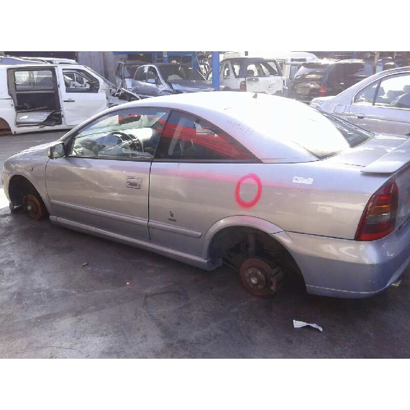 opel astra g coupé del año 2001