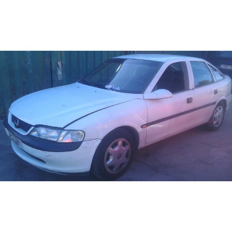 opel vectra b berlina del año 1998