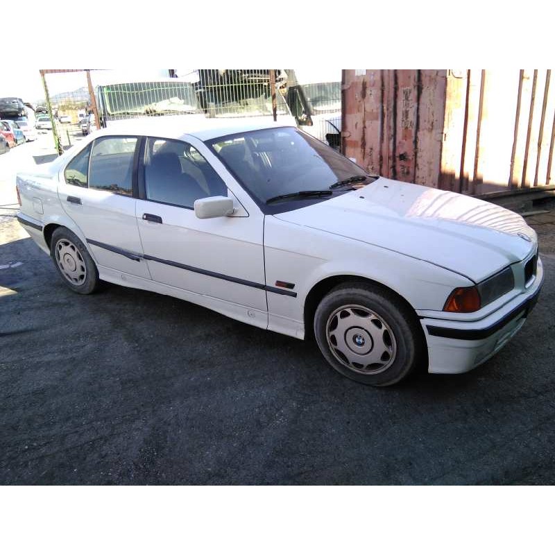 bmw serie 3 berlina (e36) del año 1995