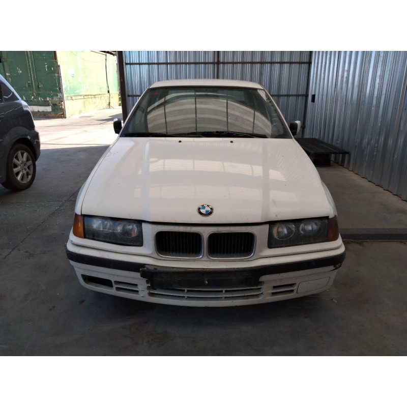 bmw serie 3 berlina (e36) del año 1994