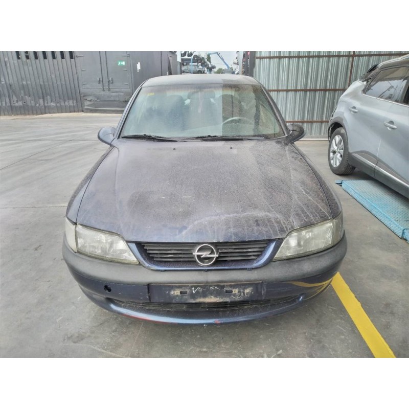 opel vectra b berlina del año 1998