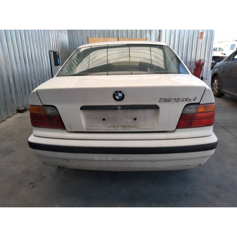bmw serie 3 berlina (e36) del año 1994