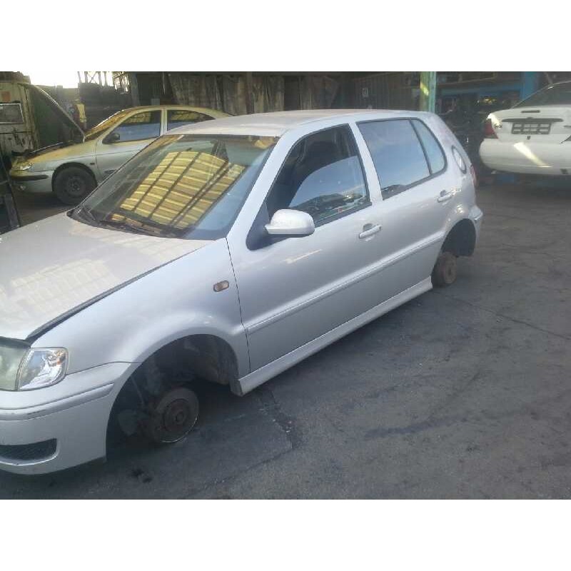 volkswagen polo berlina (6n2) del año 2000