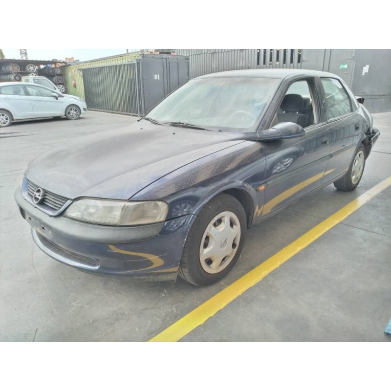 opel vectra b berlina del año 1998