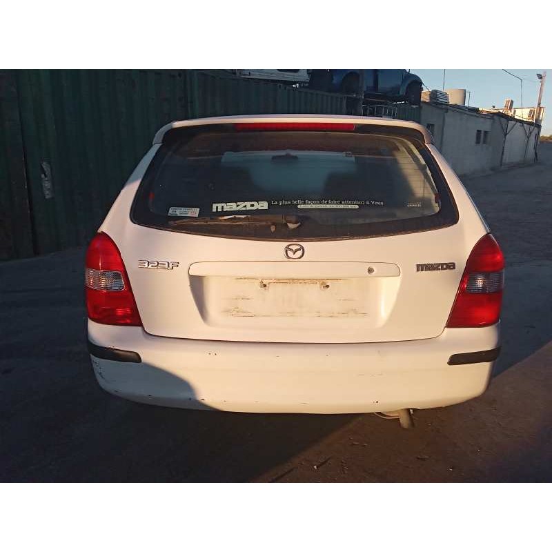 mazda 323 berlina f/s (bj) del año 1999