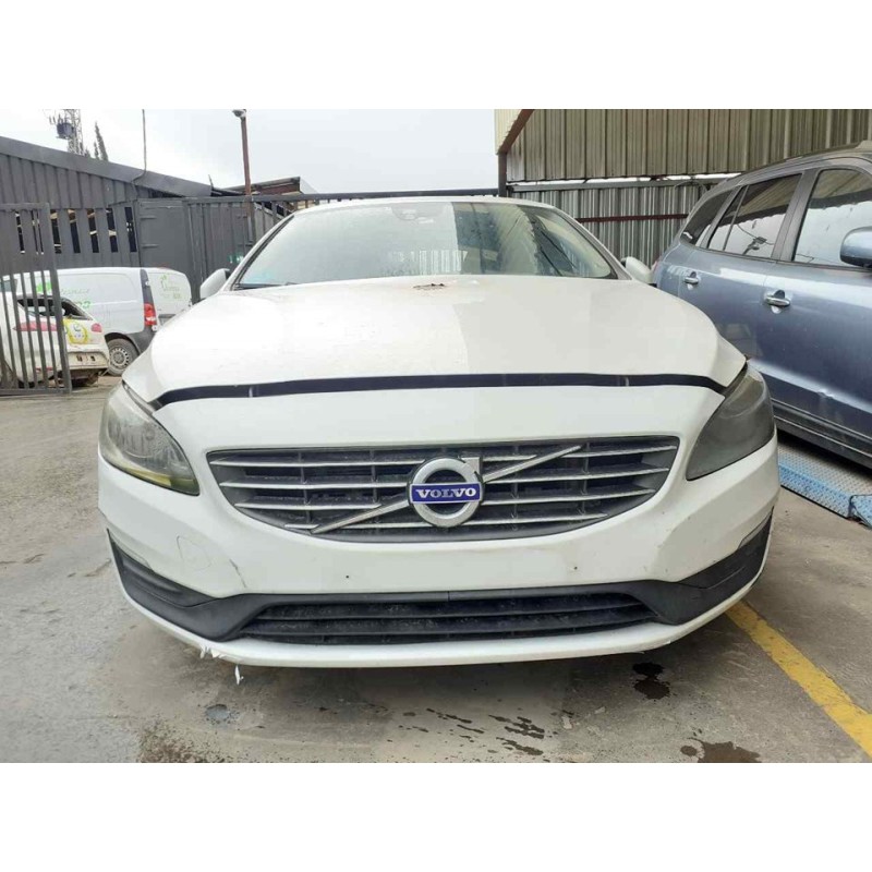 volvo v60 kombi del año 2015