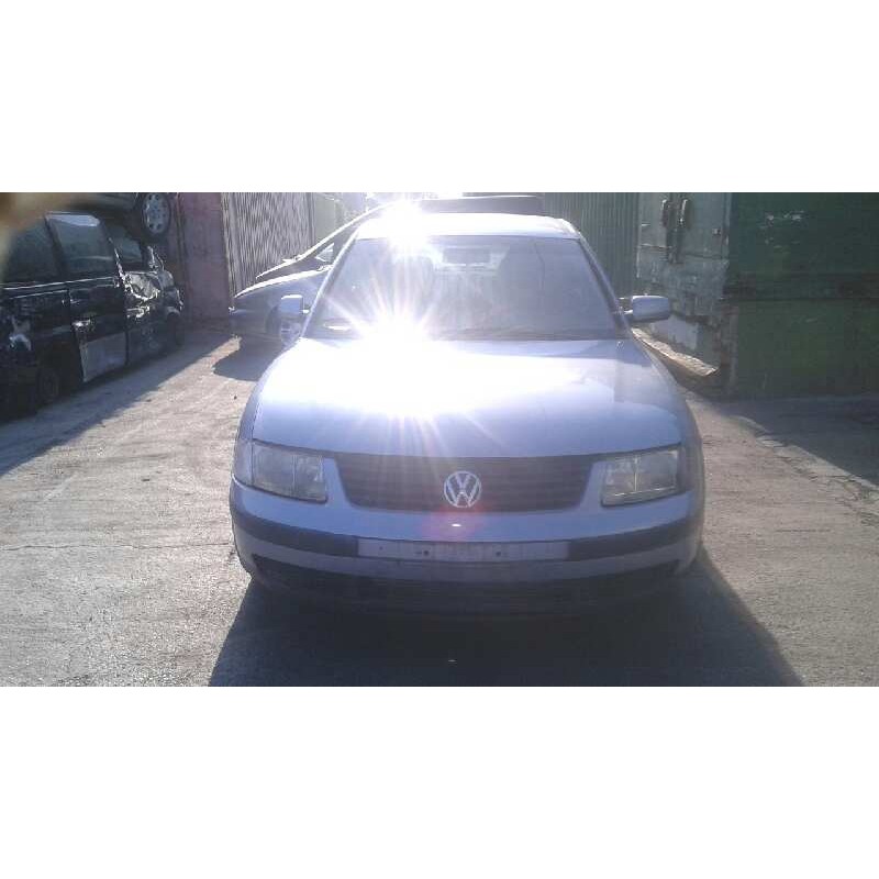 volkswagen passat berlina (3b2) del año 2000