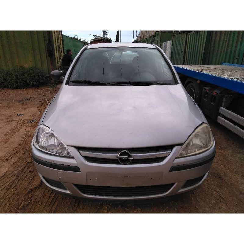 opel corsa c del año 2004