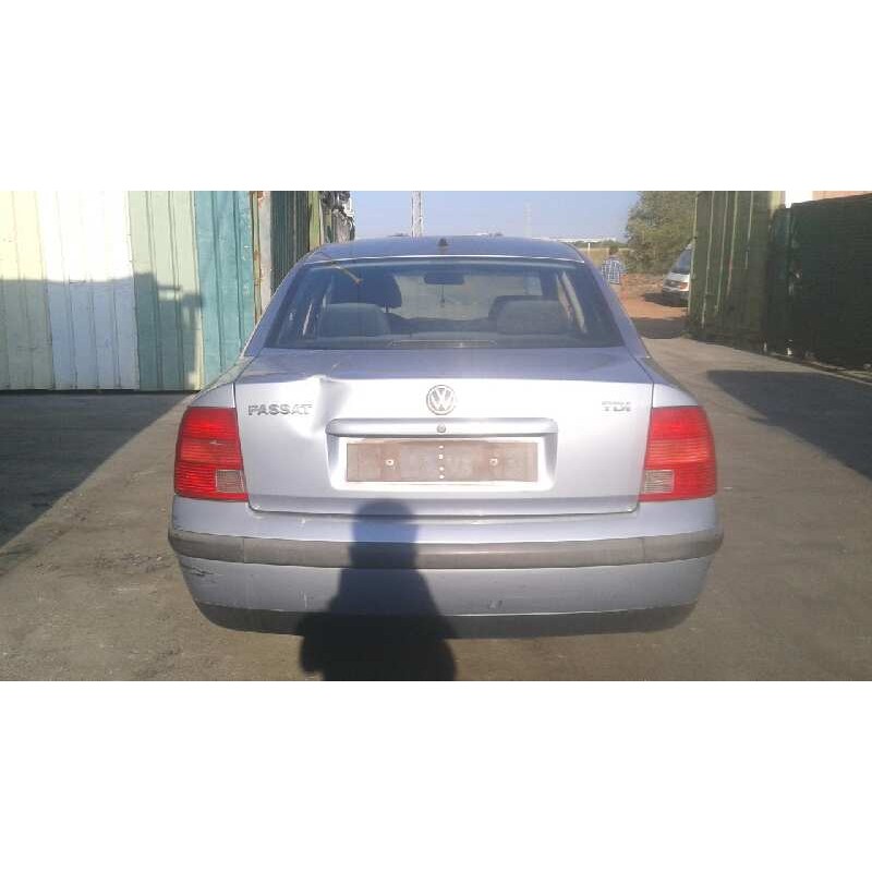 volkswagen passat berlina (3b2) del año 2000