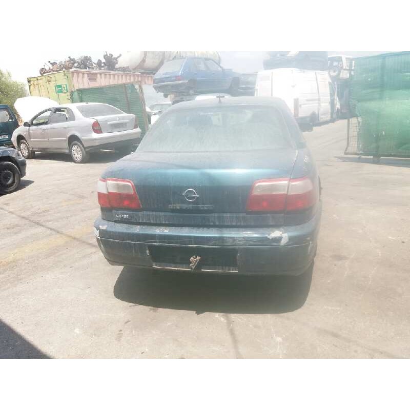 opel omega b del año 2001