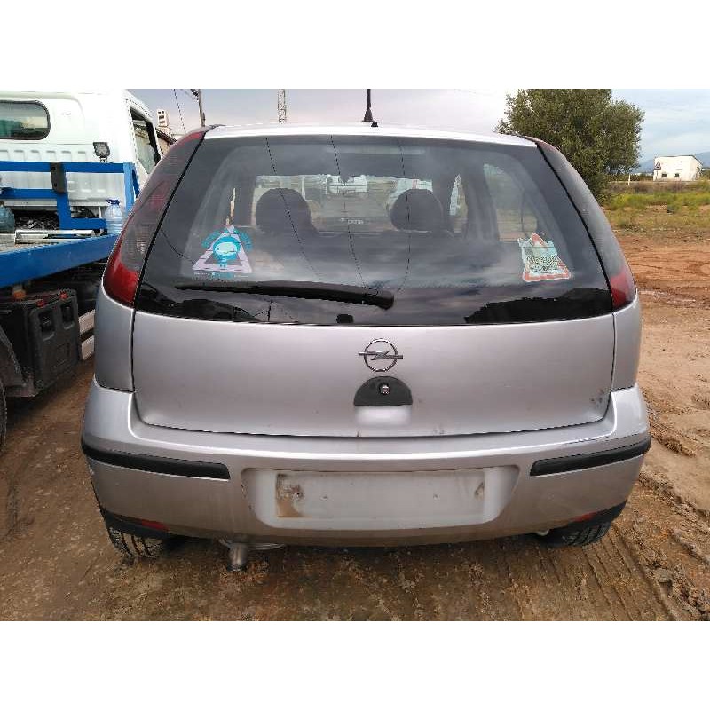 opel corsa c del año 2004