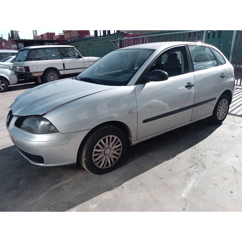 seat ibiza (6l1) del año 2003