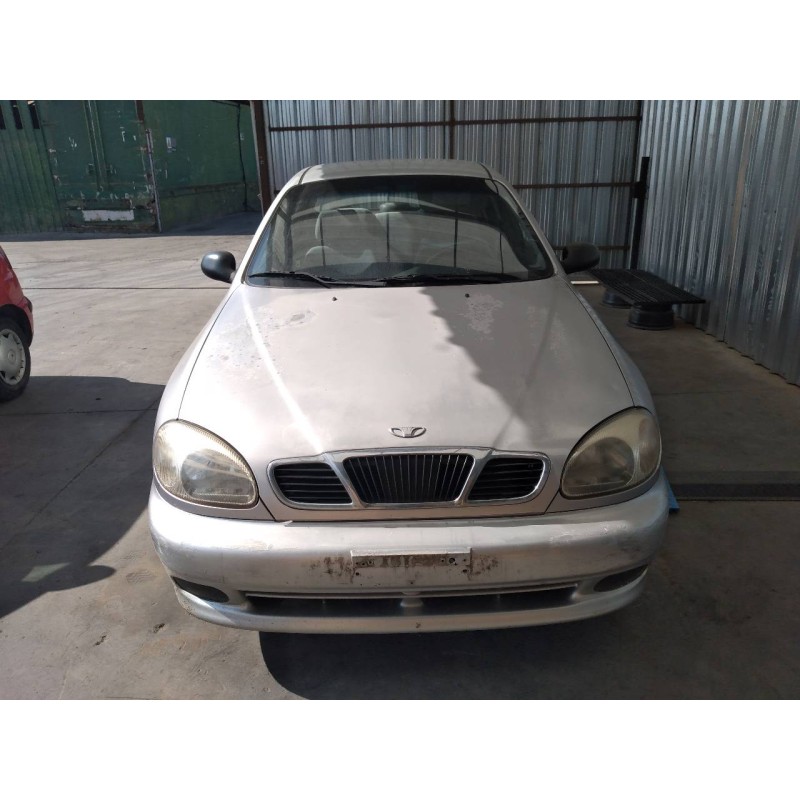 daewoo lanos del año 1999