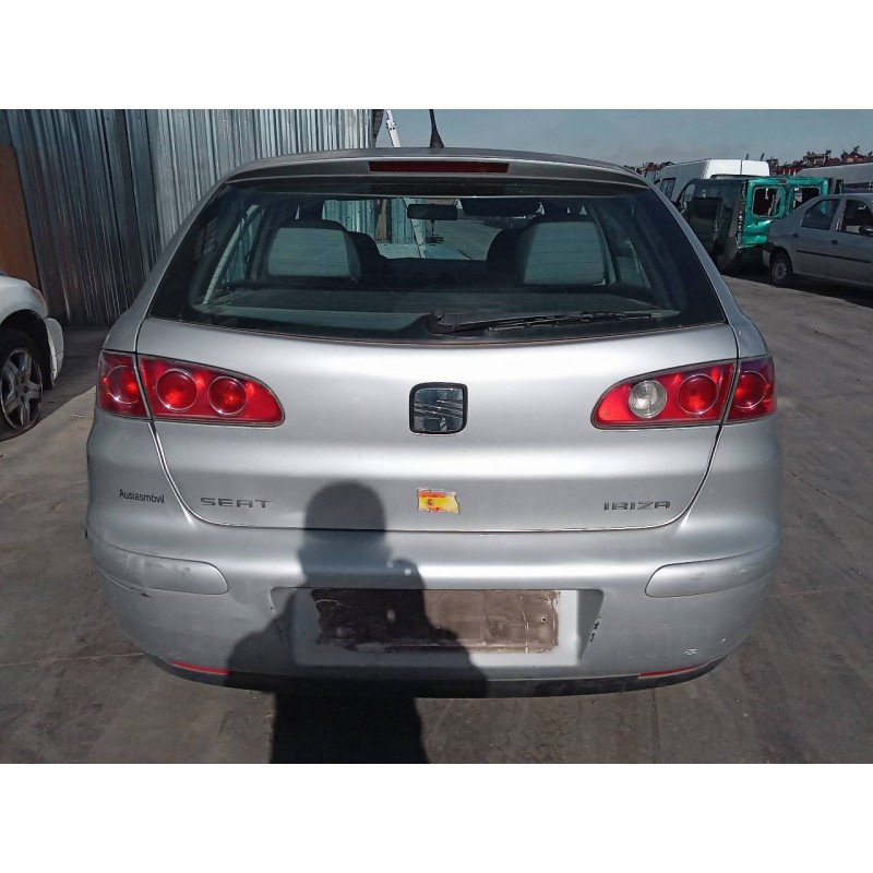 seat ibiza (6l1) del año 2003