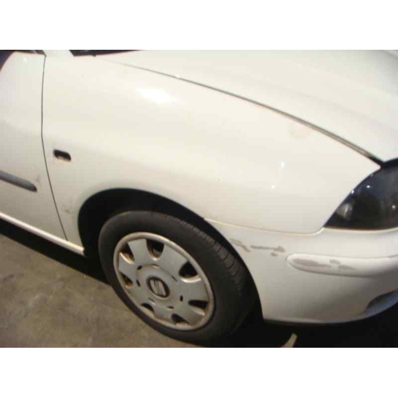 seat ibiza (6l1) del año 2002