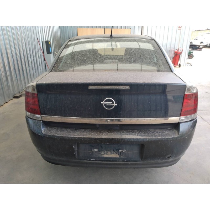 opel vectra c berlina del año 2003