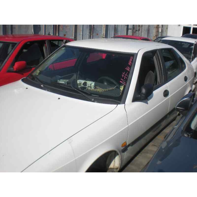 saab 9-3 berlina del año 1999
