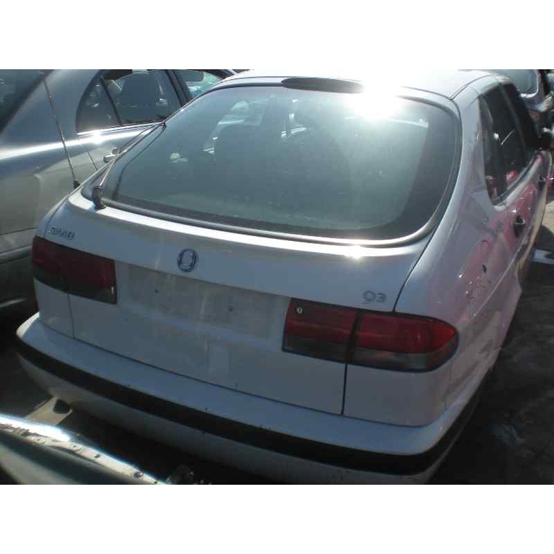 saab 9-3 berlina del año 1999