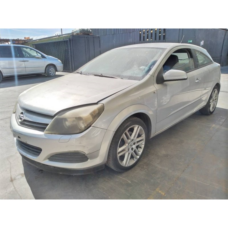 opel astra gtc del año 2005