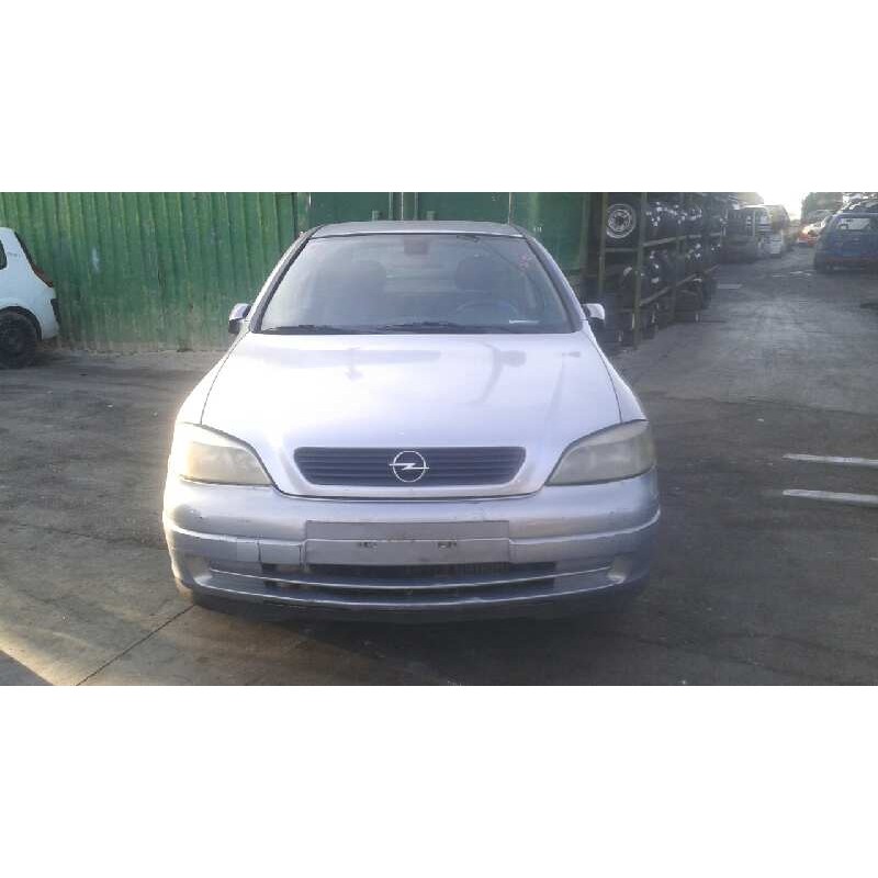 opel astra g berlina del año 2002