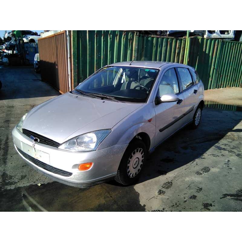 ford focus berlina (cak) del año 1998