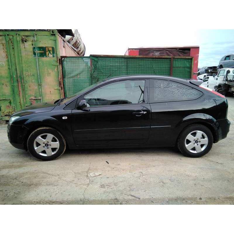 ford focus berlina (cap) del año 2004