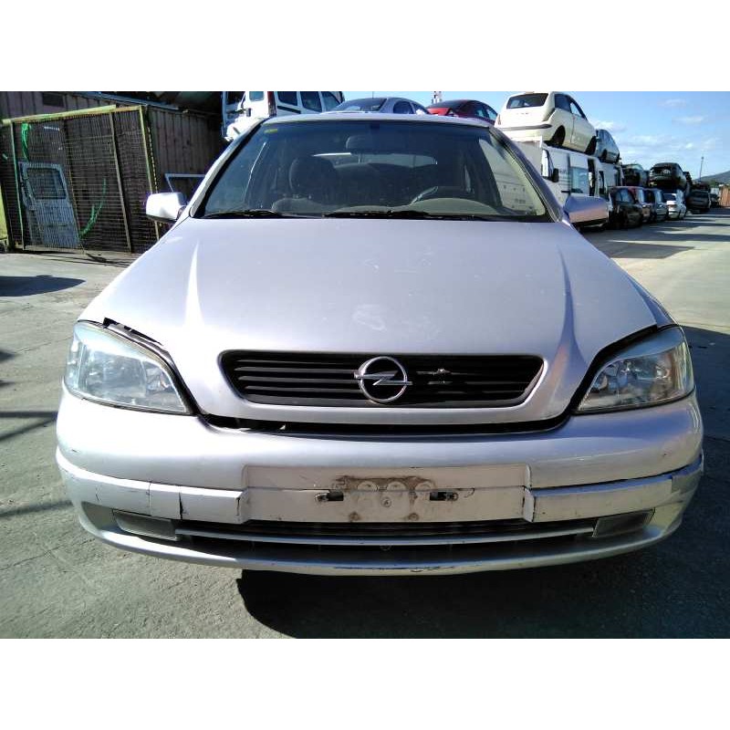 opel astra g berlina del año 1999