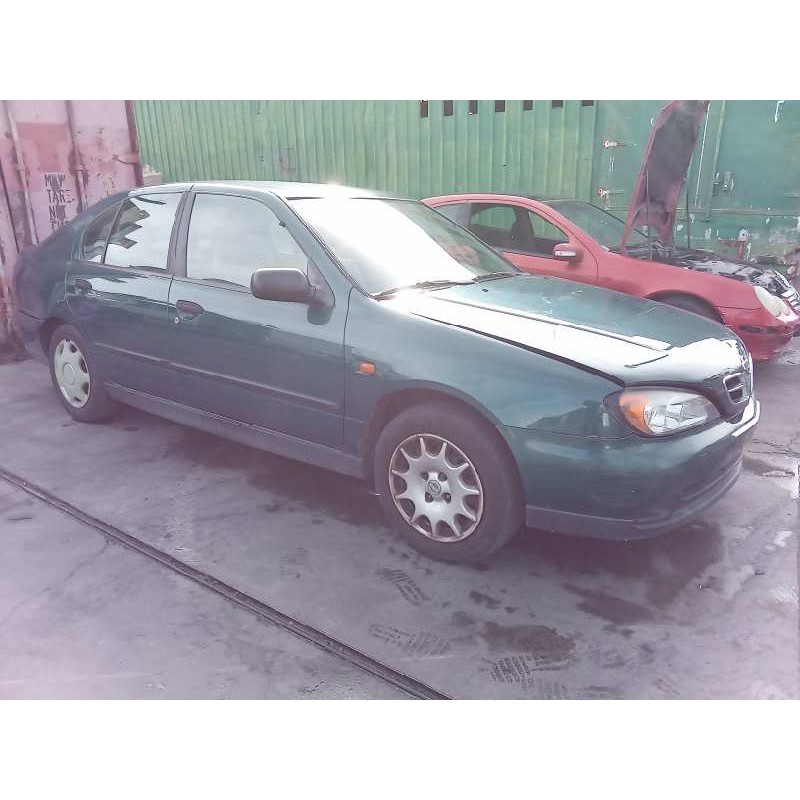 nissan primera berlina (p11) del año 1999