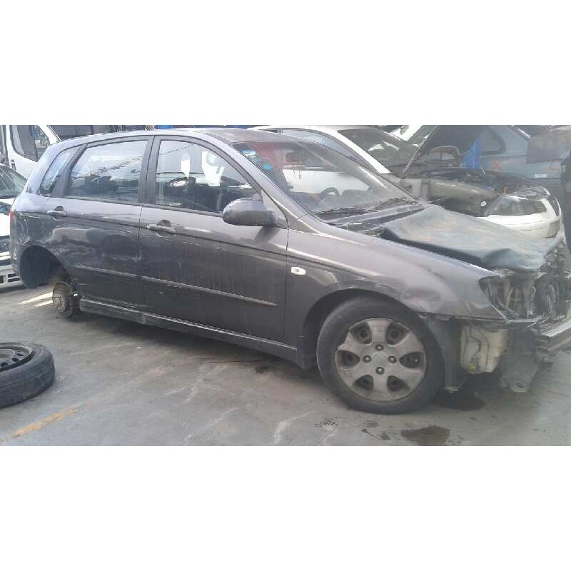 kia cerato del año 2005