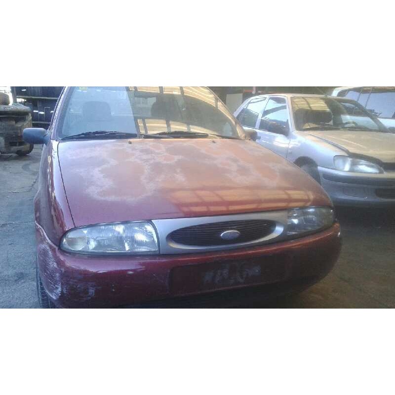 ford fiesta berlina del año 1997