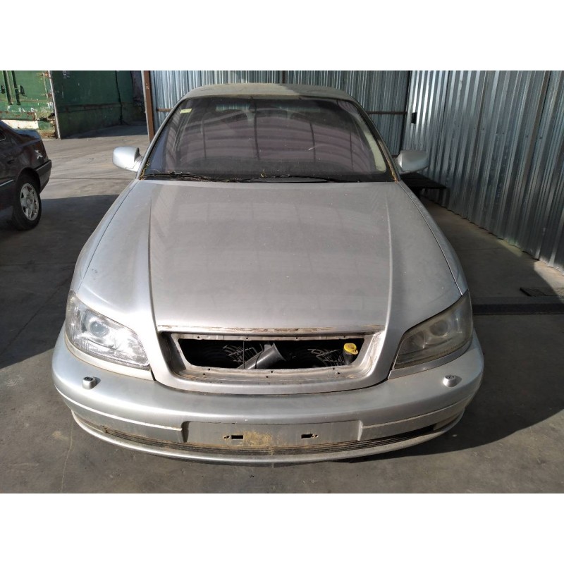 opel omega b del año 2001