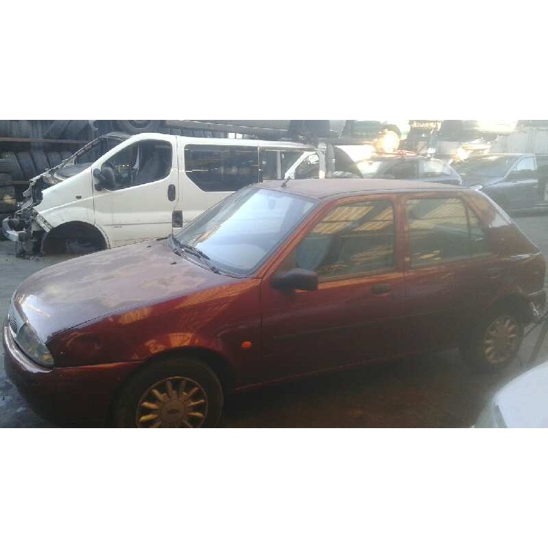 ford fiesta berlina del año 1997