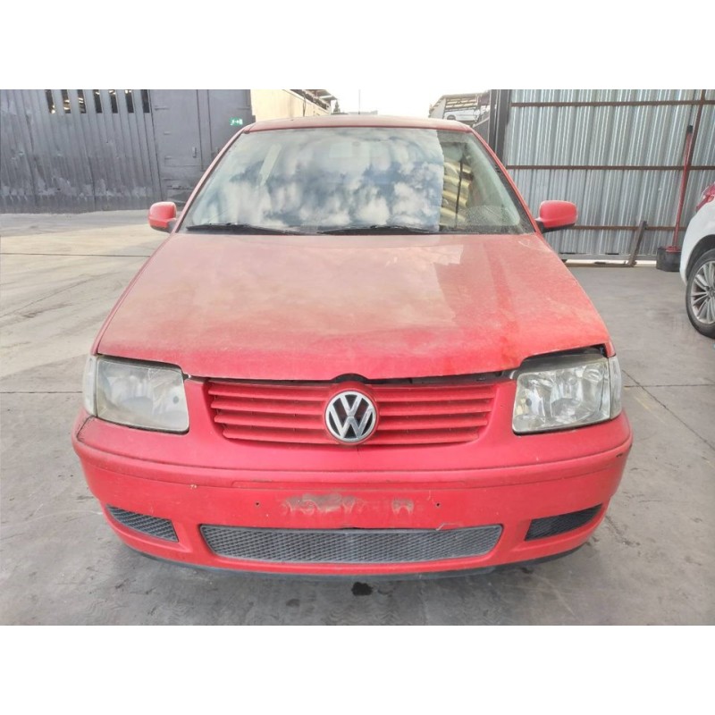 volkswagen polo berlina (6n2) del año 2000