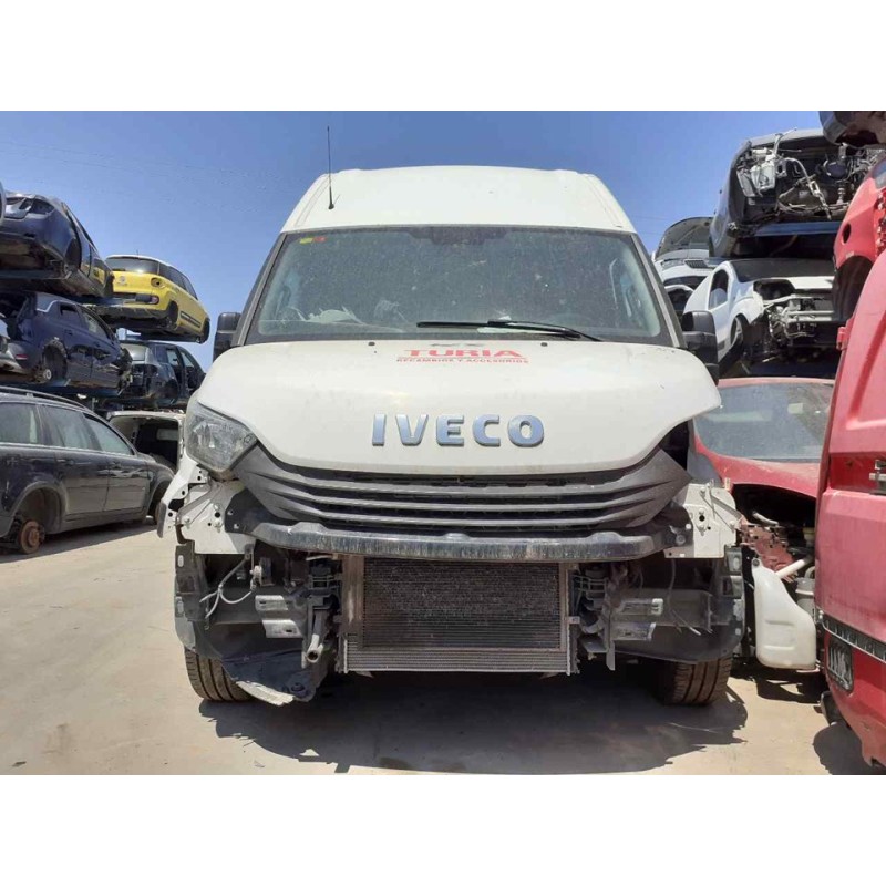 iveco daily furgón del año 2017