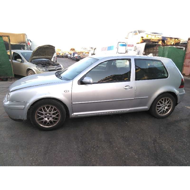 volkswagen golf iv berlina (1j1) del año 2001