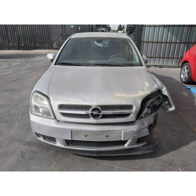opel vectra c berlina del año 2003