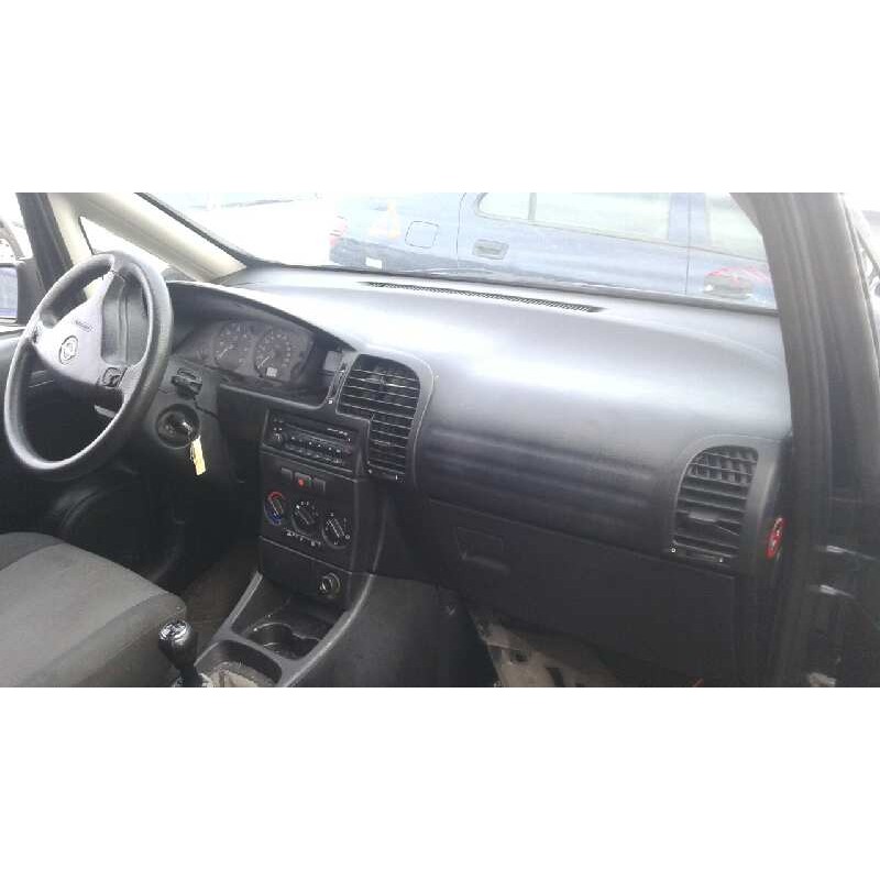 opel zafira a del año 2004