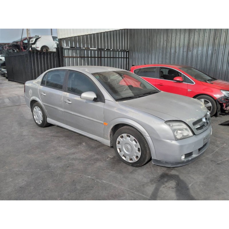 opel vectra c berlina del año 2003