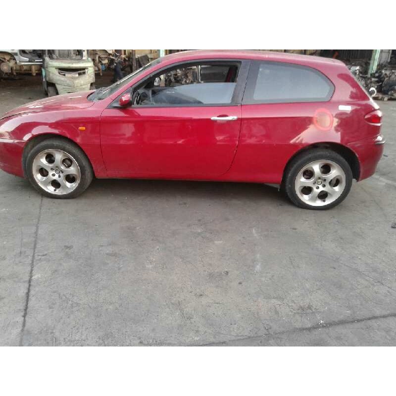 alfa romeo 147 (190) del año 2001