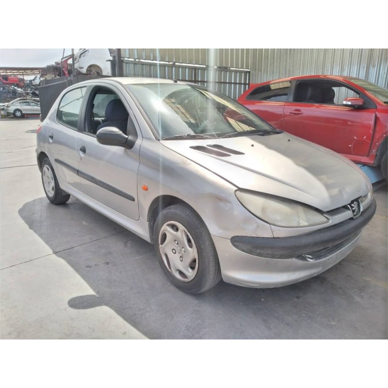 peugeot 206 berlina del año 1999