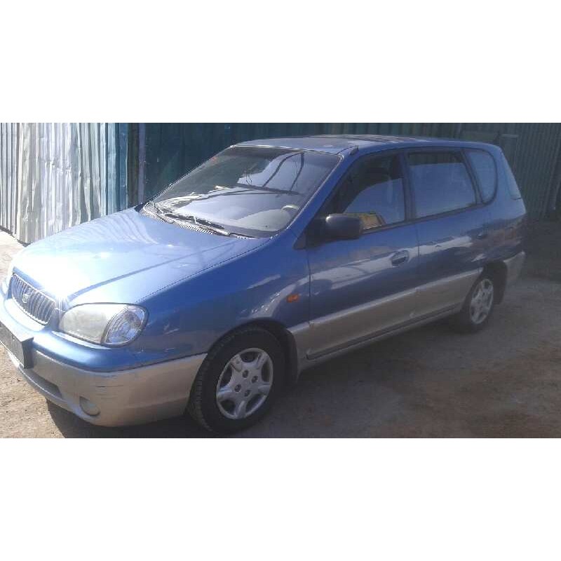 kia carens del año 2001