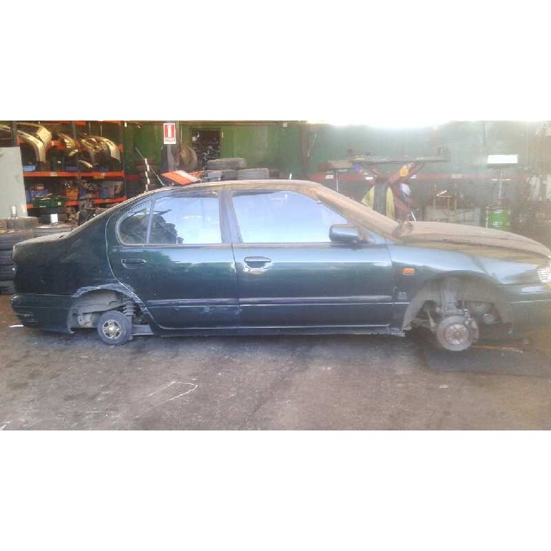 nissan primera berlina (p11) del año 1998