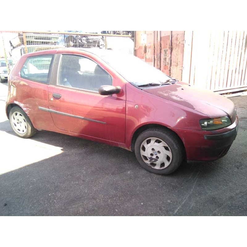 fiat punto berlina (188) del año 2001