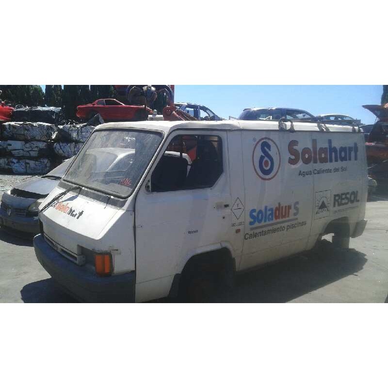 nissan trade 75 del año 1999