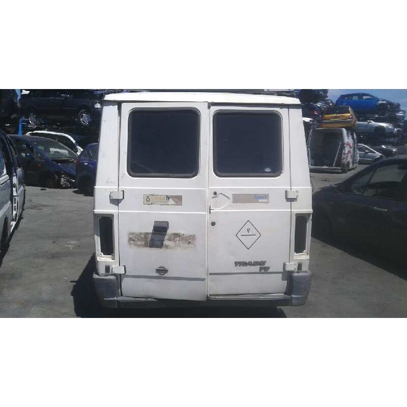 nissan trade 75 del año 1999