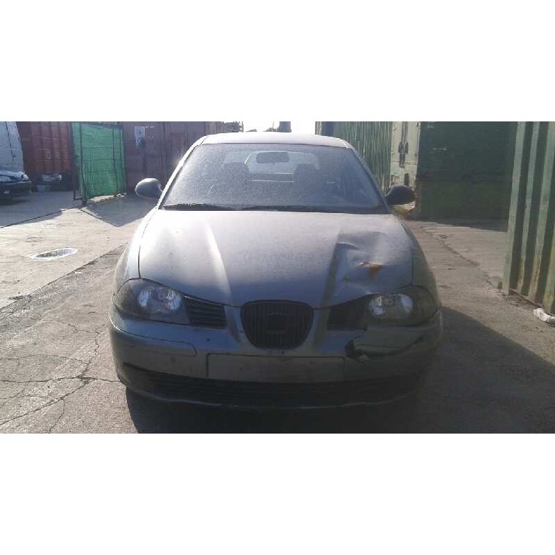 seat ibiza (6l1) del año 2002
