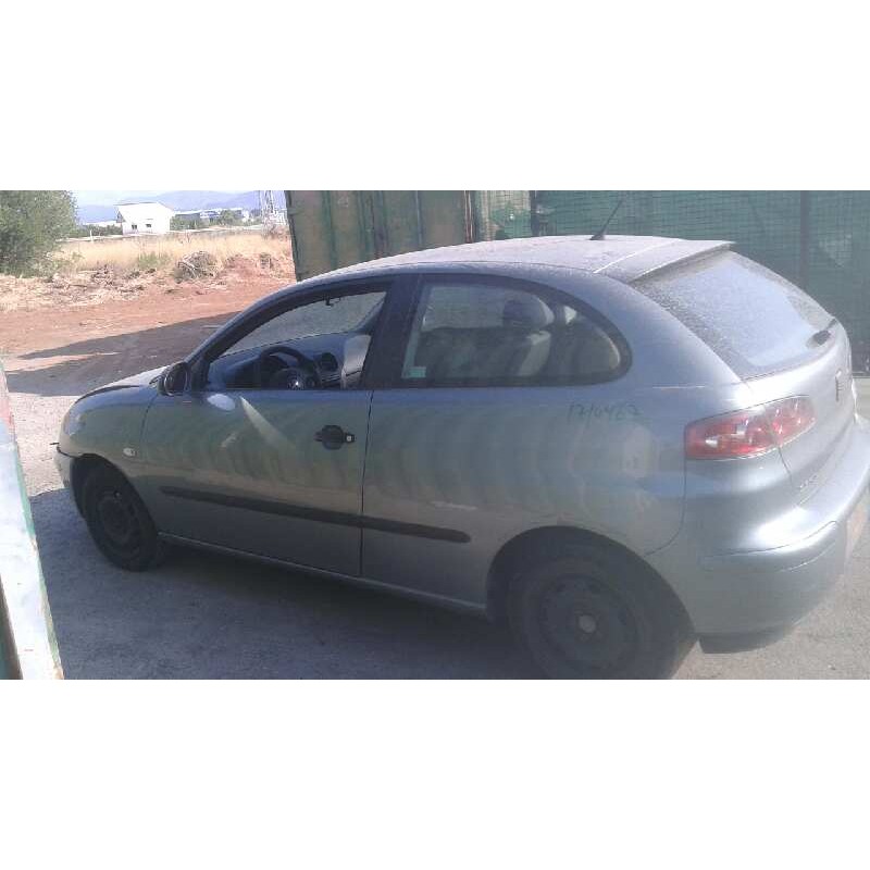 seat ibiza (6l1) del año 2002