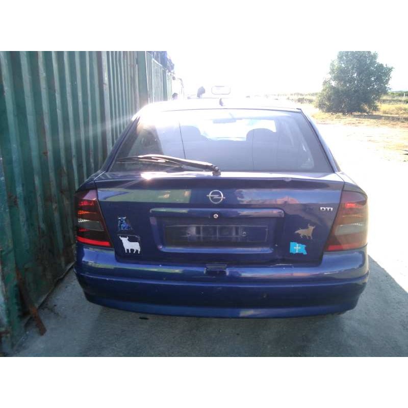 opel astra g berlina del año 2003